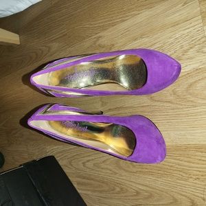 taylorsays purple suede pumps size 6